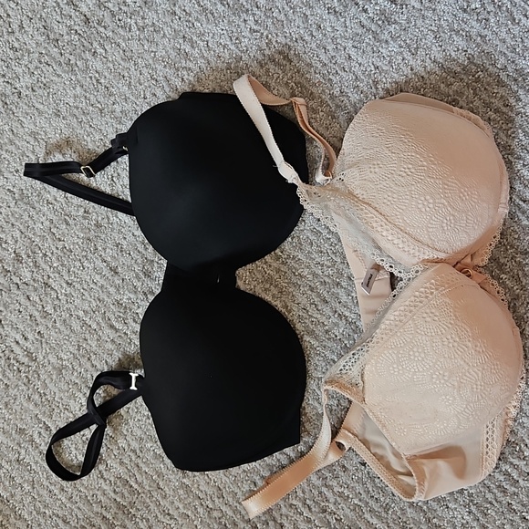 Chantelle Other - Natori & Chantelle Bra Bundle, 34DD